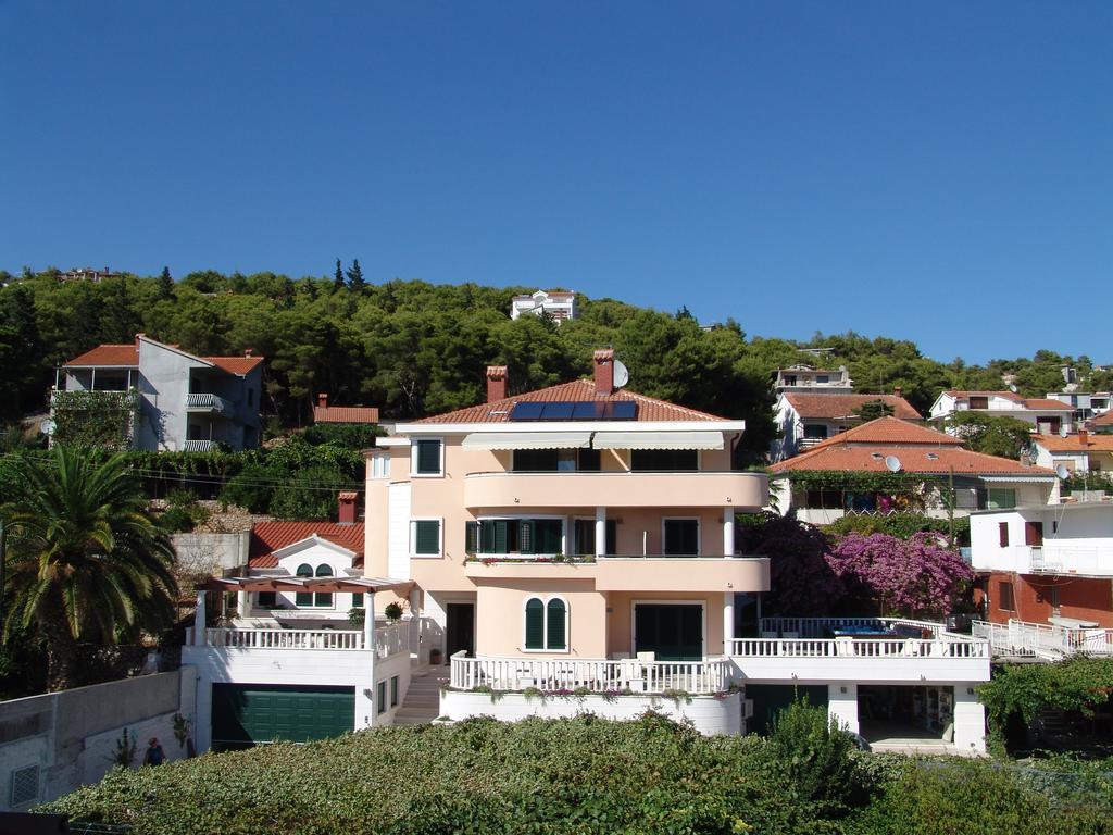 Villa Lavandula With Heated Swimming Pool Trogir Exterior foto