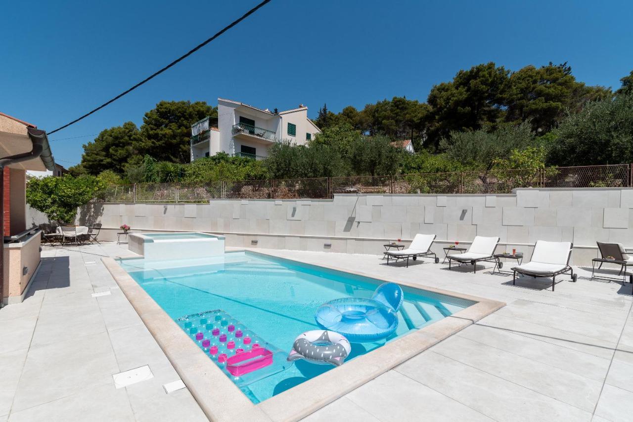 Villa Lavandula With Heated Swimming Pool Trogir Exterior foto